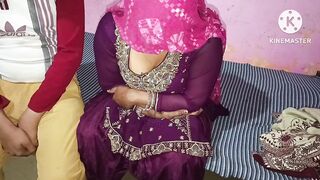 Desi sexy mausi fucked her own stepsister's stepson by becoming a mare and lifting her in the lap and putting the dick in pussy