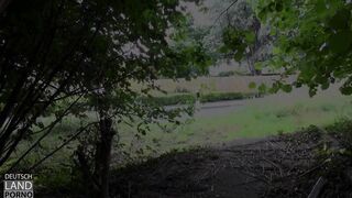 The housewife gets fuck in the ass - then the caravan begins to nod ....
